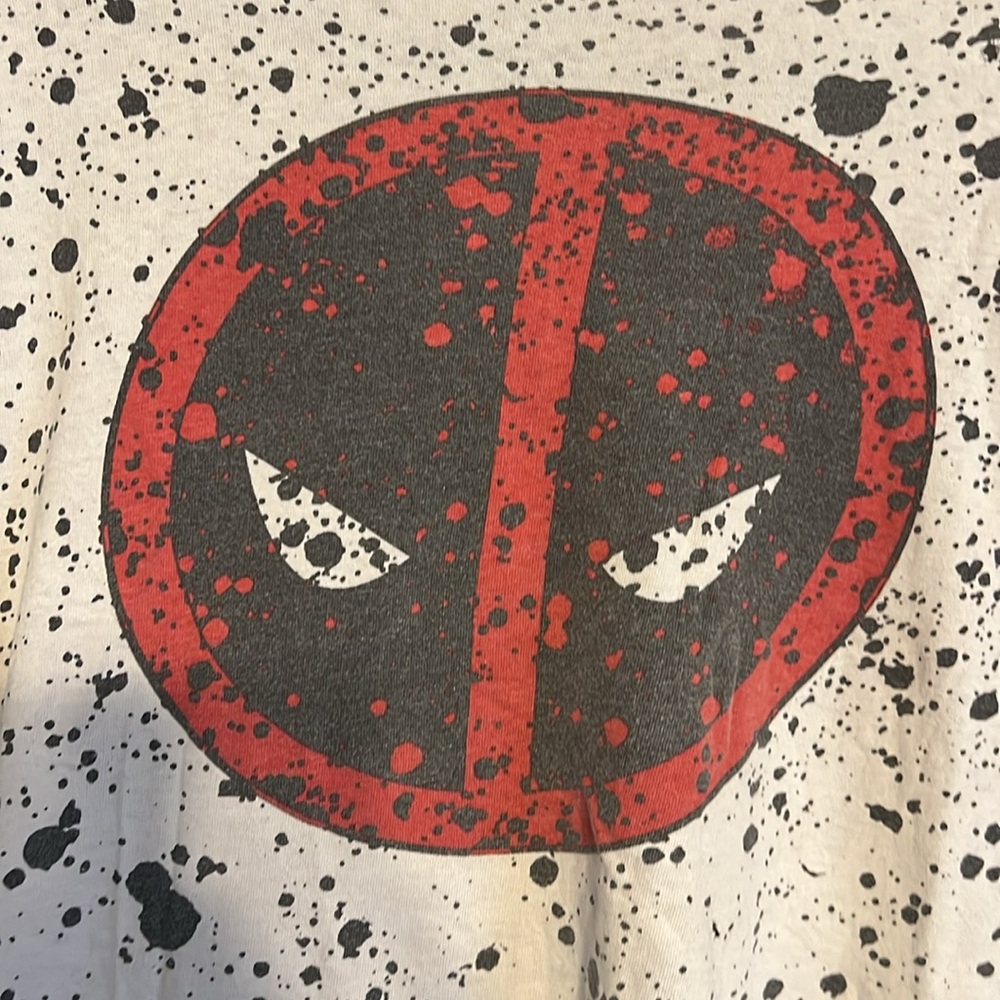Men’s Marvel Deadpool Tshirt - Picture 3 of 4
